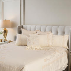 Éclat Royal embelished Quilt cover set