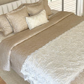 Ivoria Runner & Cushion
