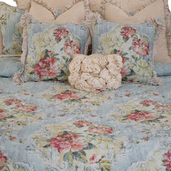 Turkish eden- King size bedcover & 2 cushion covers - Diva Riche