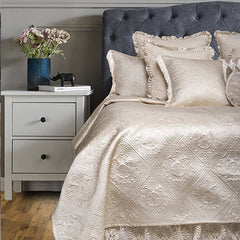 Cream Accent round - Diva Riche