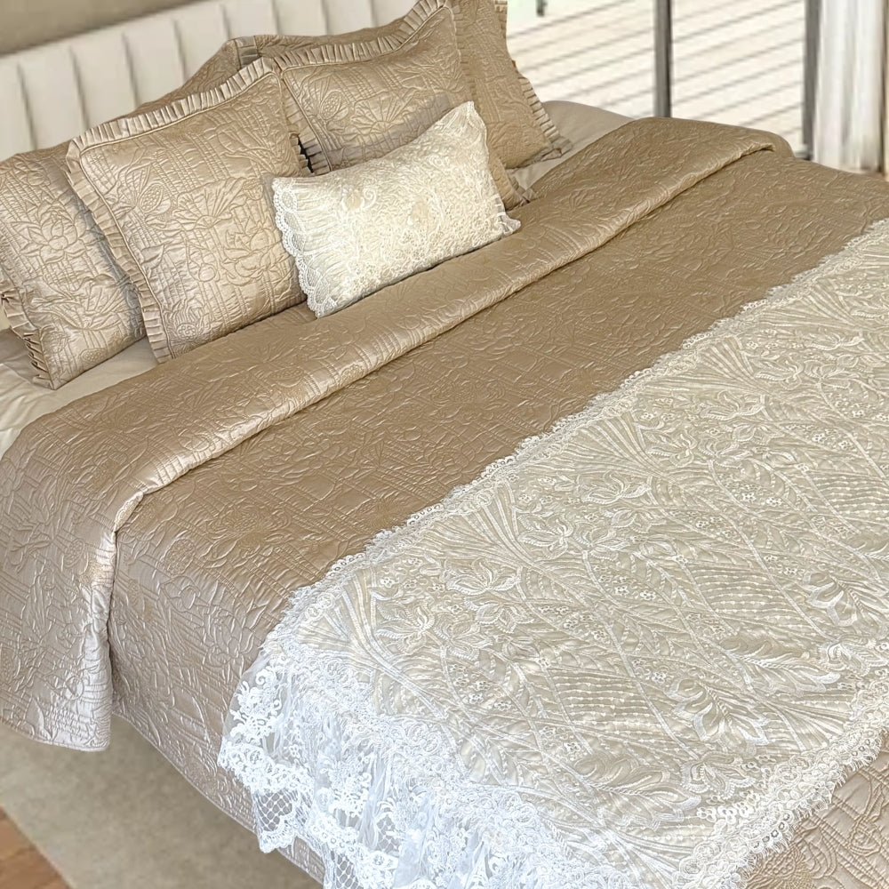 Ivoria - Bedcover & Runner set