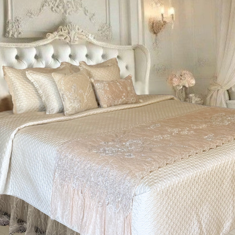 Ornè- Bedcover & Runner Set