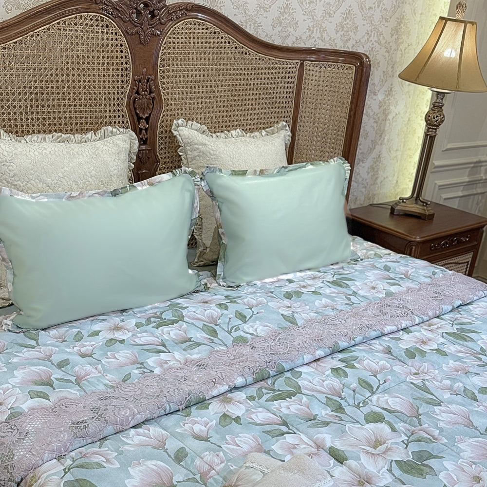 Magnolia quilt set