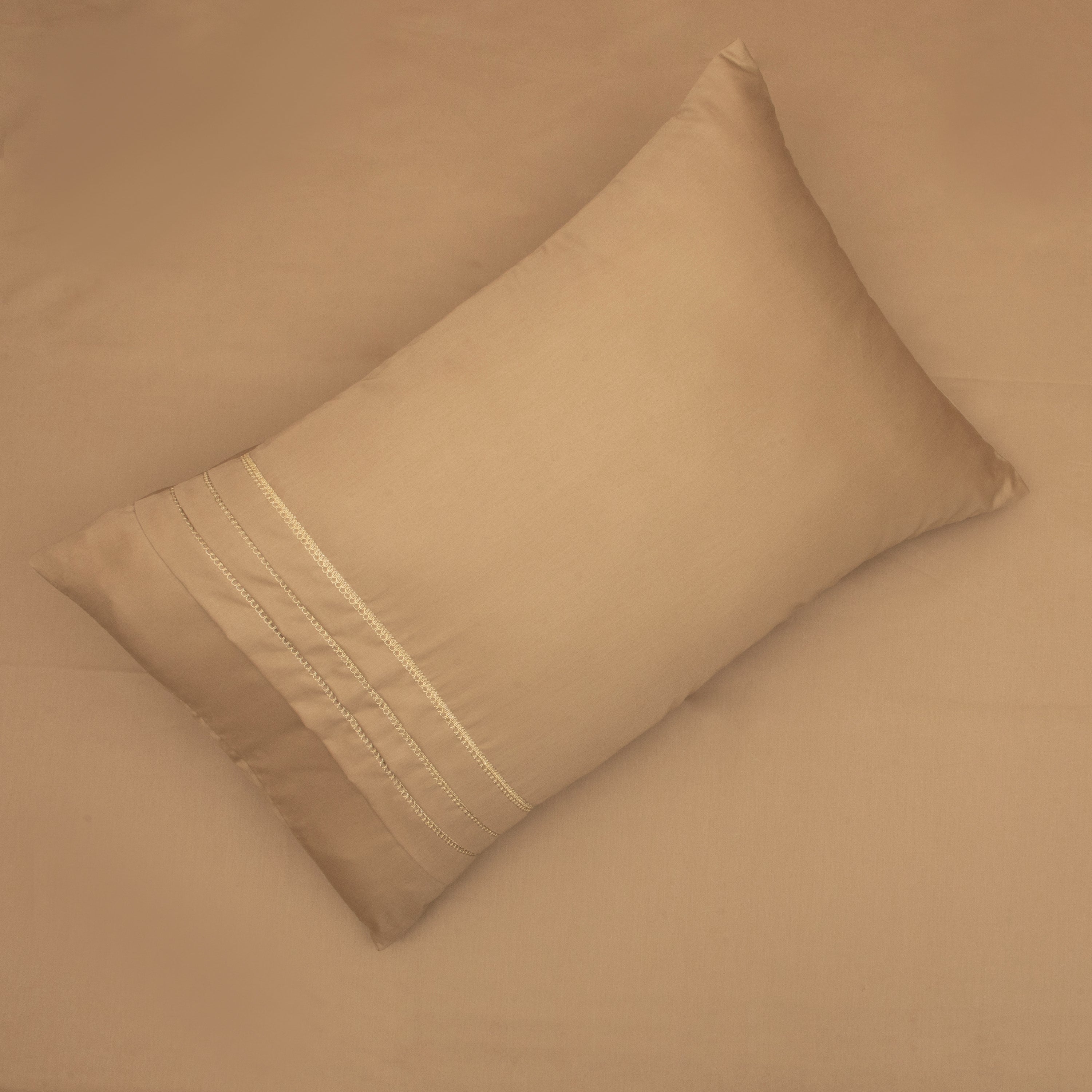 Golden Empress bedsheet
