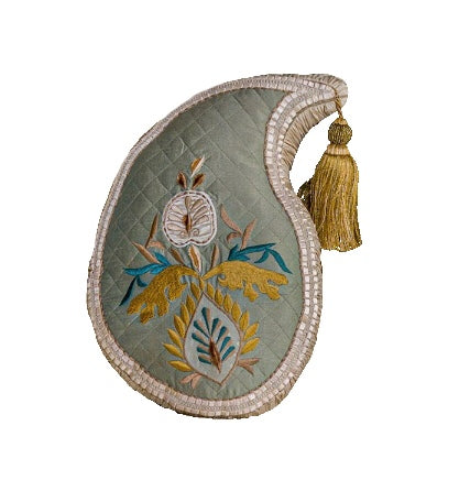 Eski - Accent Paisely cushion with filler - Diva Riche