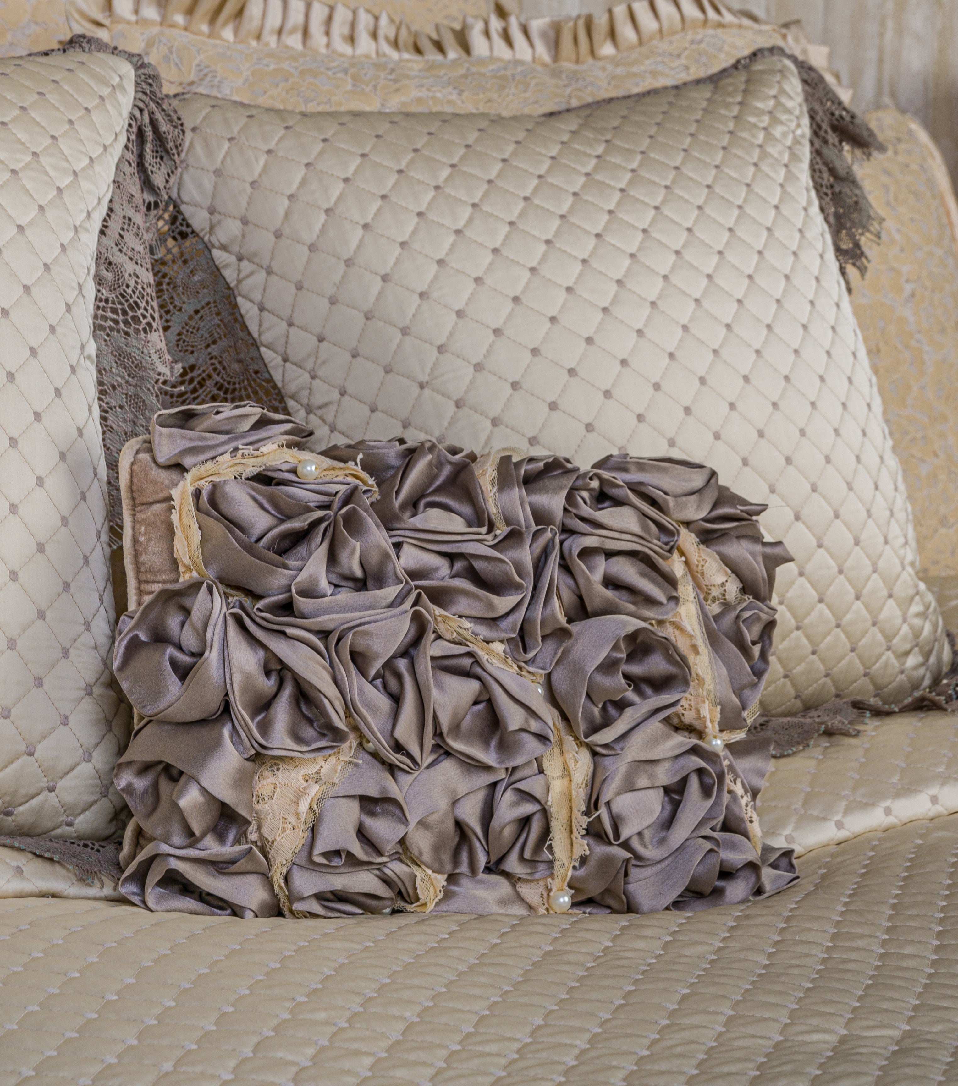 Lattice - Diva Riche