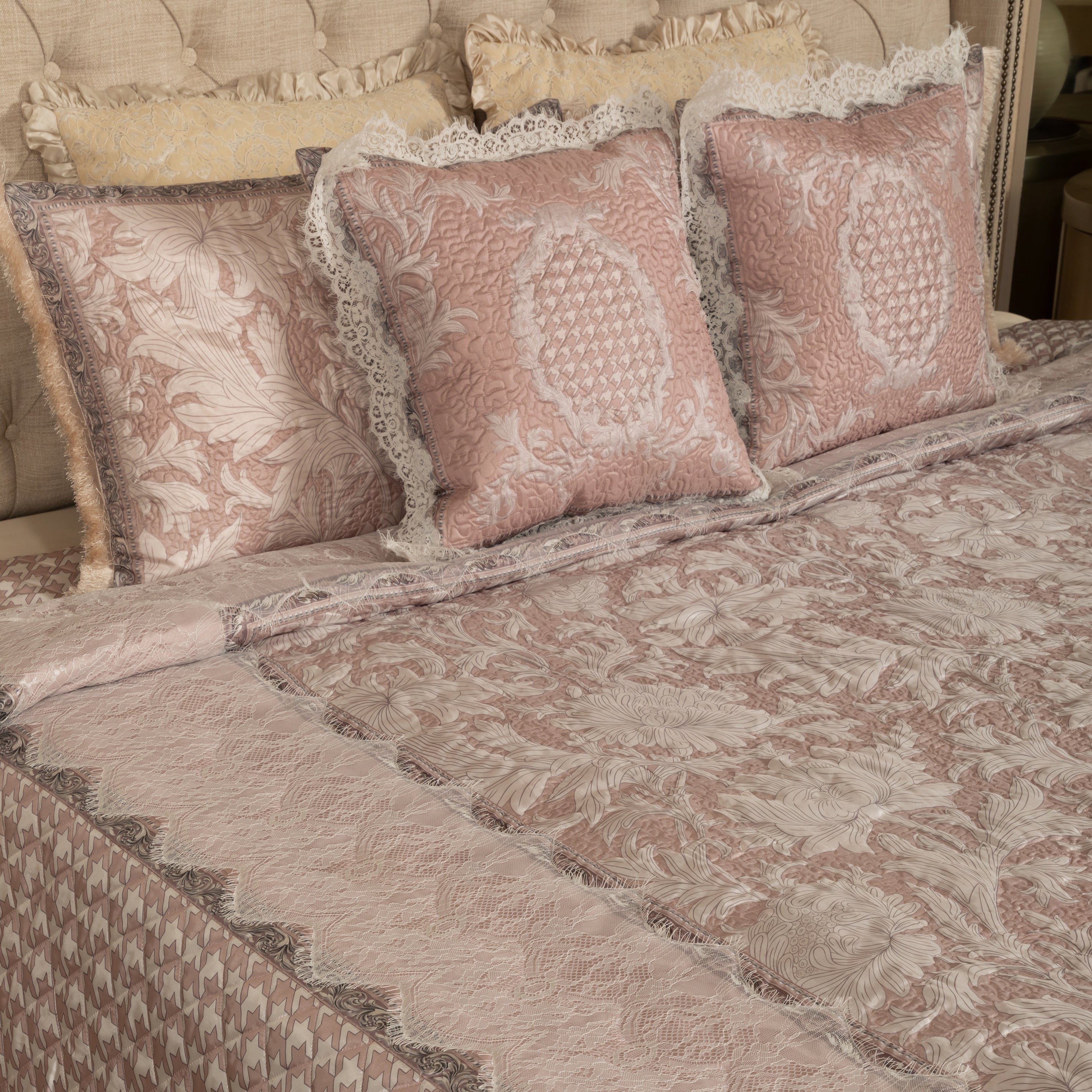 Dusky Floral - Diva Riche