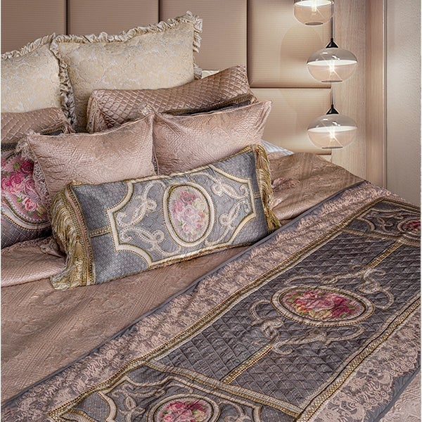 Grey bal and Bedcover  - 5 Pc Set