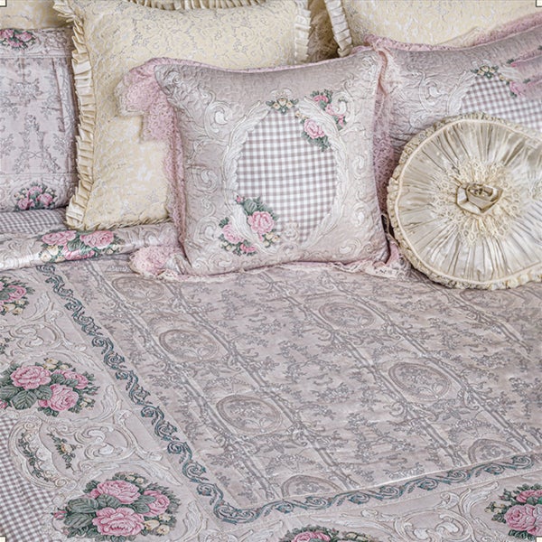 Pink floral - Pillow cover - Diva Riche