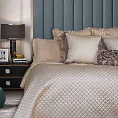 Lace  Pillow cover - Diva Riche